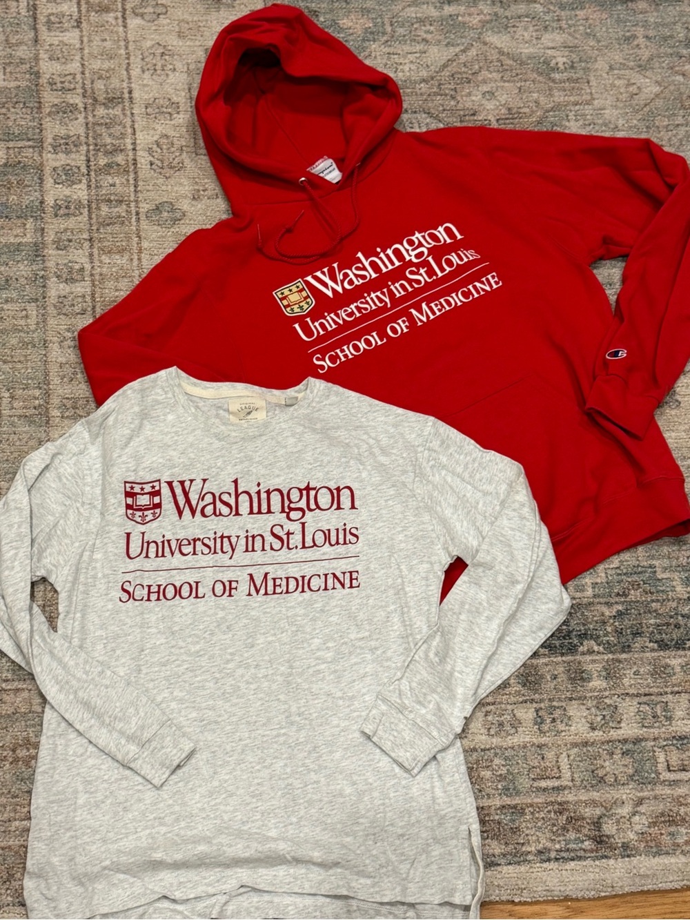 Washington University School of Medicine St.Louis red hoodie & LS tshirt sz S